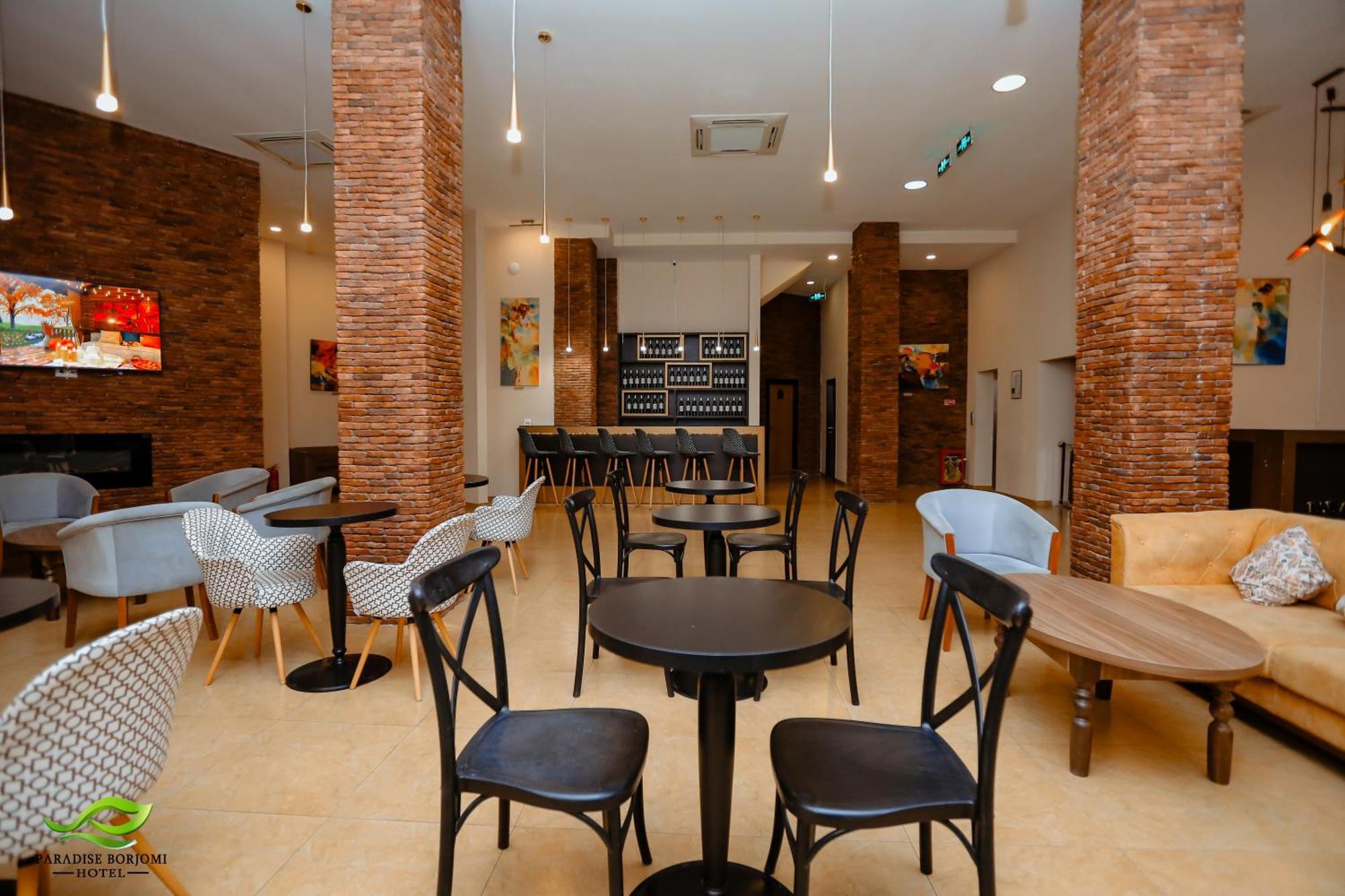 Terrace Borjomi Hotel エクステリア 写真
