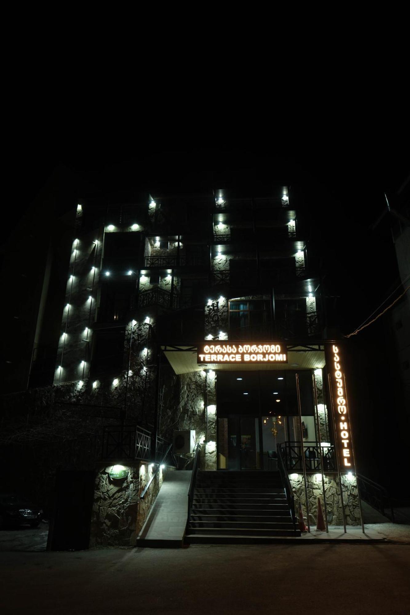 Terrace Borjomi Hotel エクステリア 写真